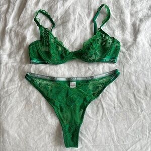 Lounge set. Bra is a 34D and bottoms are medium